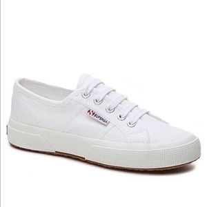 White superga size 6